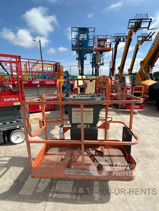 2016 JLG E450AJ Articulating Boom Lift