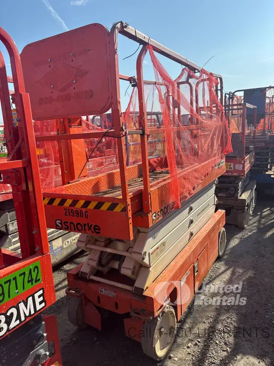 2019 Snorkel S3226E Scissor Lift