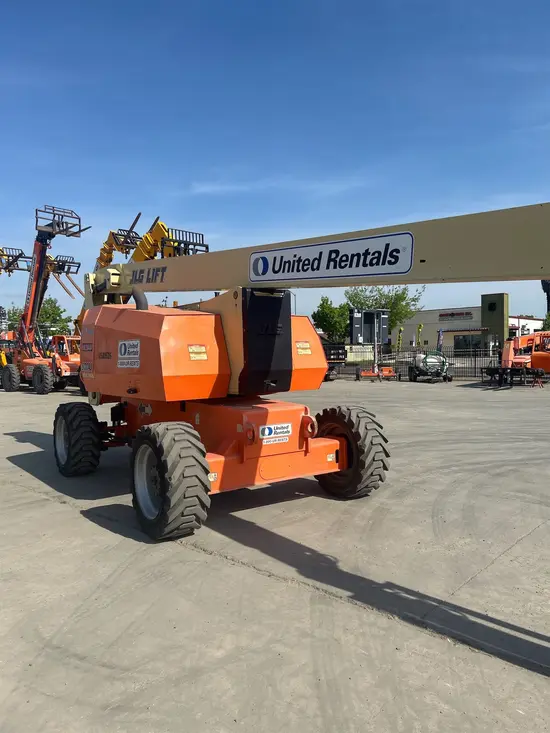 2017 JLG 800AJ Articulating Boom Lift