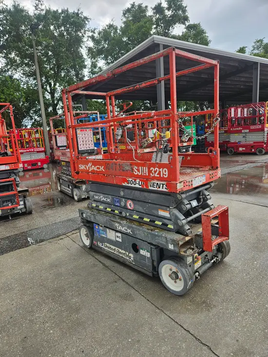 2016 Skyjack SJIII3219 Scissor Lift