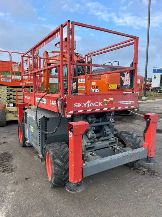 2020 Skyjack SJ6826RT Rough Terrain Scissor Lift