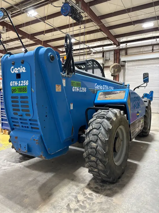 2018 Genie GTH-1256 Forklift