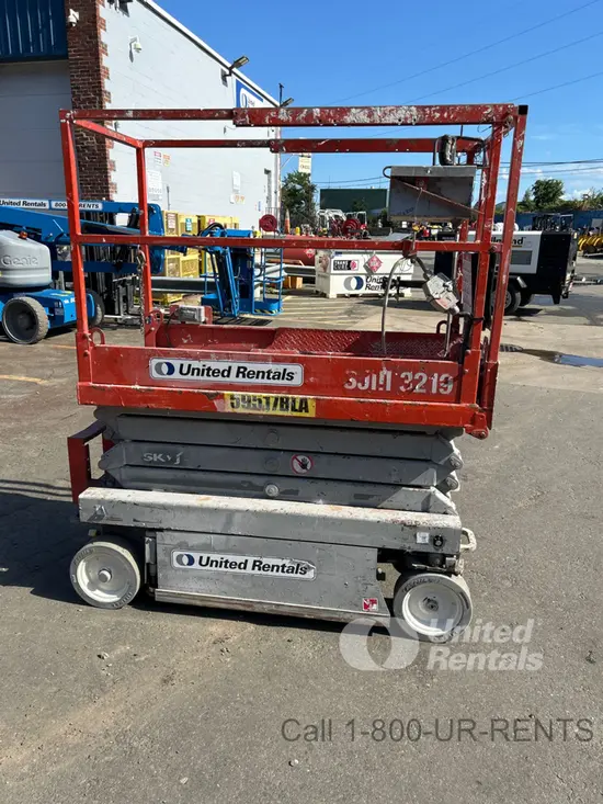 2018 Skyjack SJIII3219 Scissor Lift
