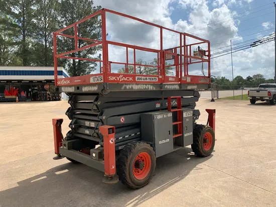 2018 Skyjack SJ8841RT Rough Terrain Scissor Lift