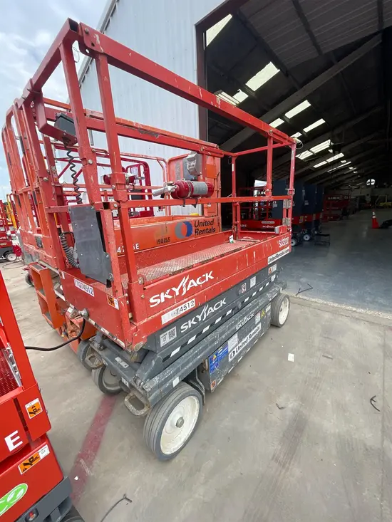 2019 Skyjack SJ3220 Scissor Lift