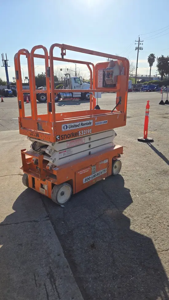 2019 Snorkel S3219E Scissor Lift