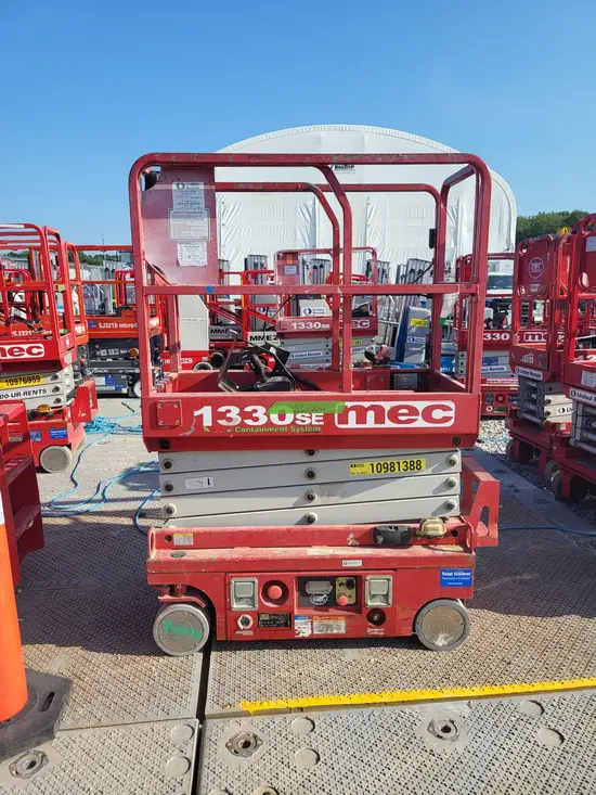 2019 MEC 1330SE Scissor Lift