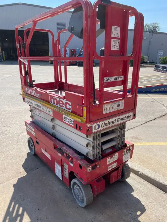 2017 MEC 1930SE Scissor Lift