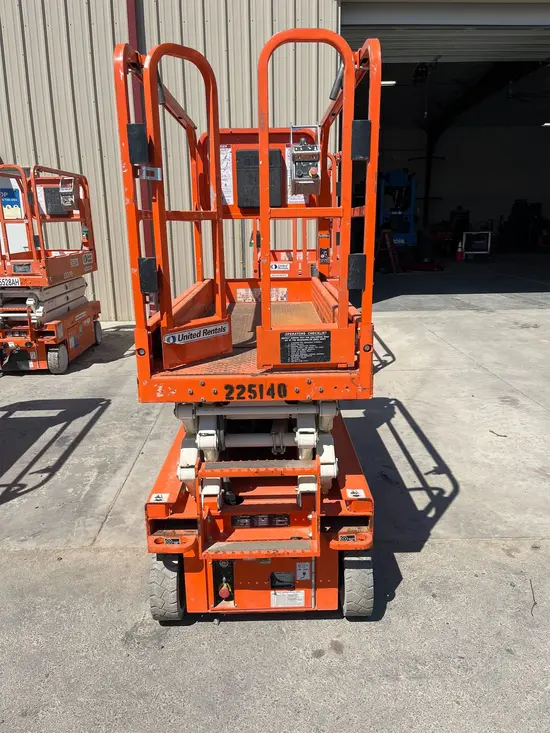 2019 Snorkel S3219E Scissor Lift