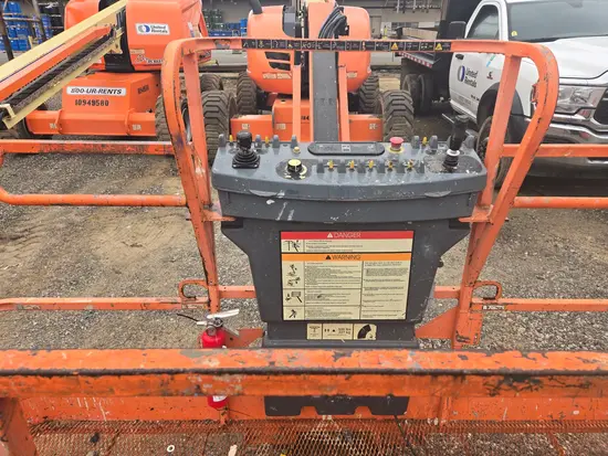 2017 JLG 600AJ Articulating Boom Lift