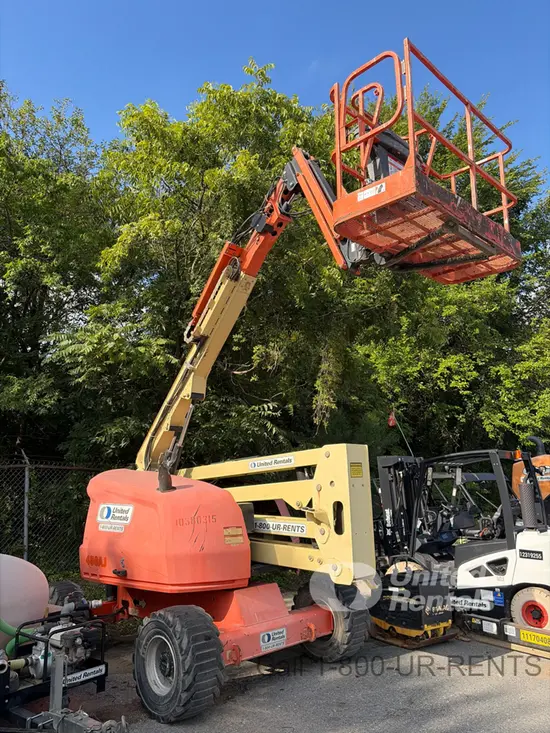 2015 JLG 450AJ Articulating Boom Lift