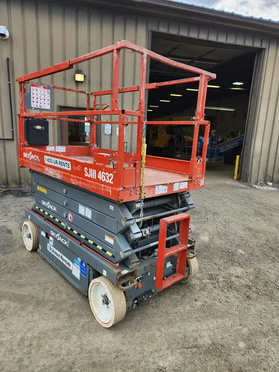 2017 Skyjack SJIII4632 Scissor Lift
