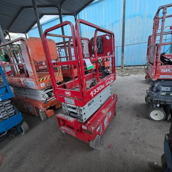 2018 MEC 1330SE Scissor Lift
