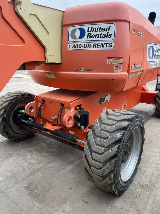 2017 JLG 800AJ Articulating Boom Lift