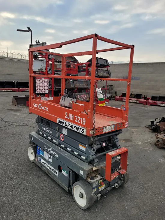 2018 Skyjack SJIII3219 Scissor Lift