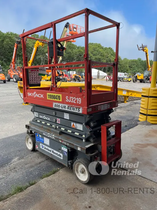 2018 Skyjack SJIII3219 Scissor Lift
