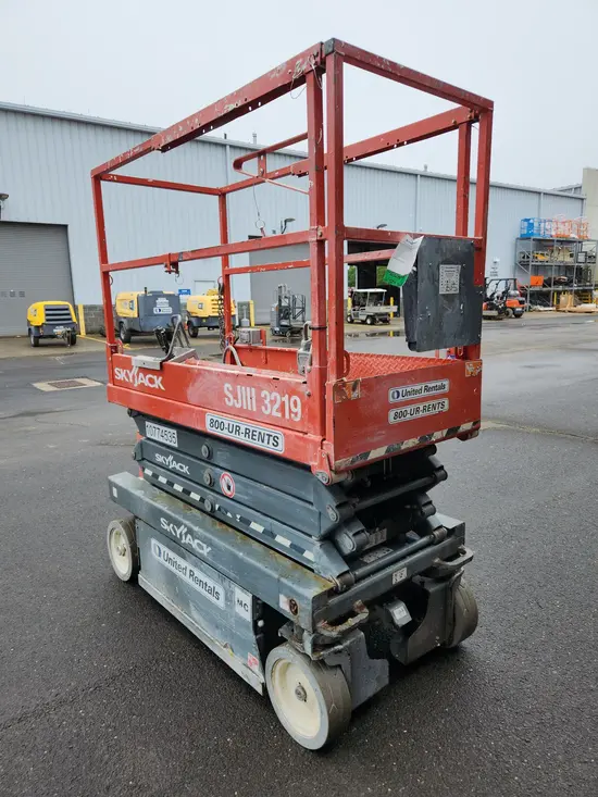2018 Skyjack SJIII3219 Scissor Lift