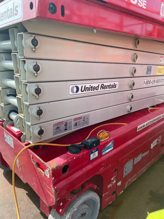 2018 MEC 4046SE Scissor Lift