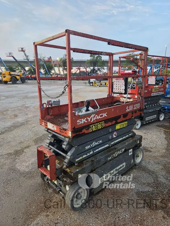 2018 Skyjack SJIII3219 Scissor Lift