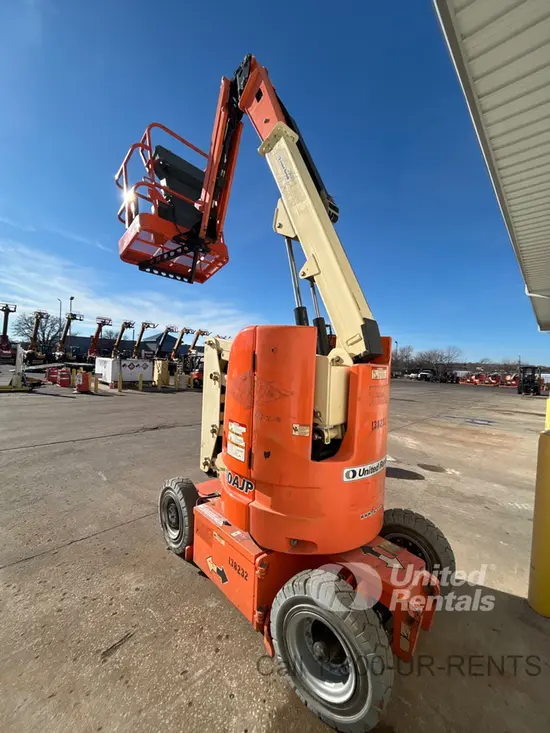 2014 JLG E300AJP Articulating Boom Lift