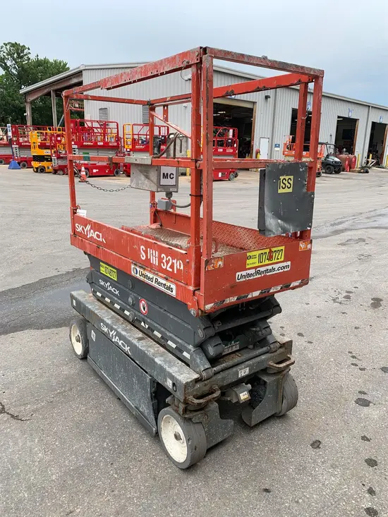 2018 Skyjack SJIII3219 Scissor Lift