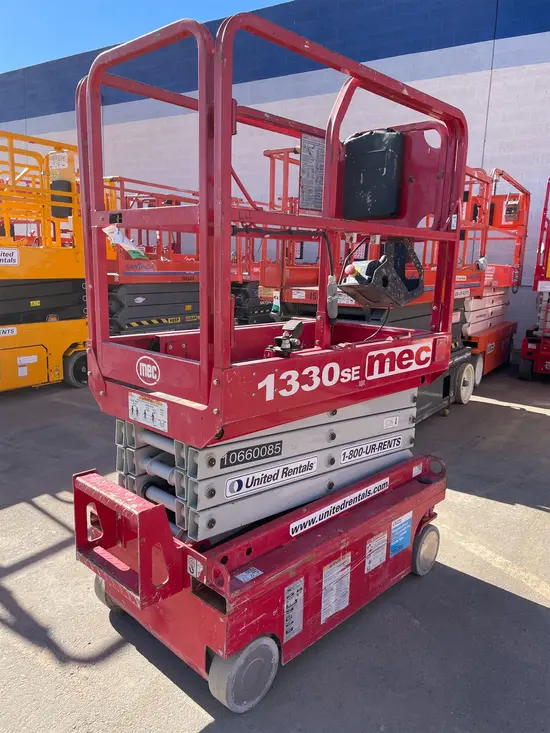 2017 MEC 1330SE Scissor Lift