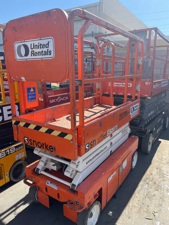 2018 Snorkel S3219E Scissor Lift