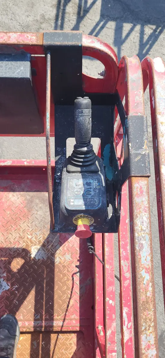 2018 MEC 1330SE Scissor Lift
