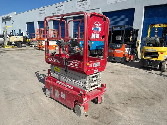 2017 MEC 1330SE Scissor Lift