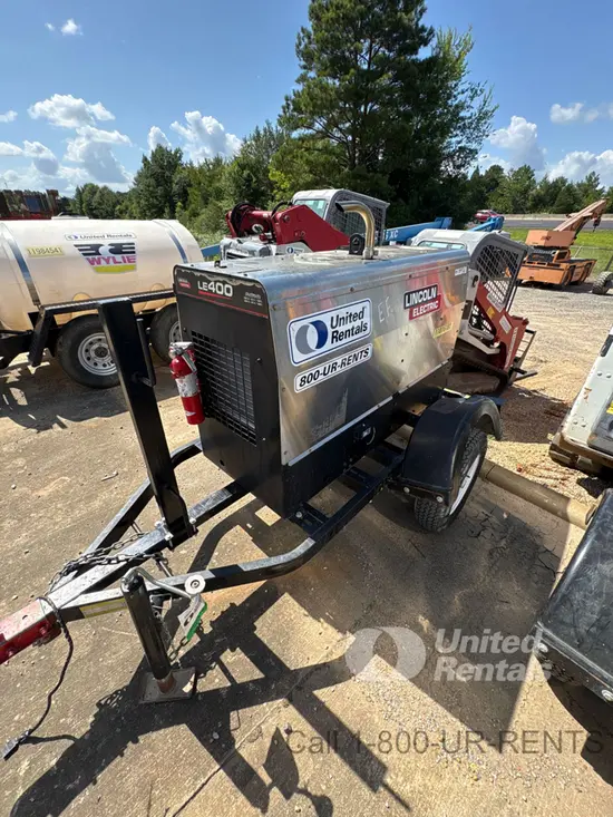 2024 Lincoln Electric LE400 Welder