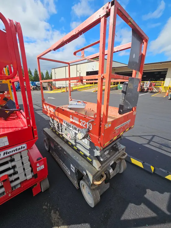 2016 Skyjack SJIII3219 Scissor Lift