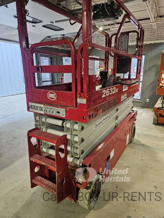2017 MEC 2632SE Scissor Lift