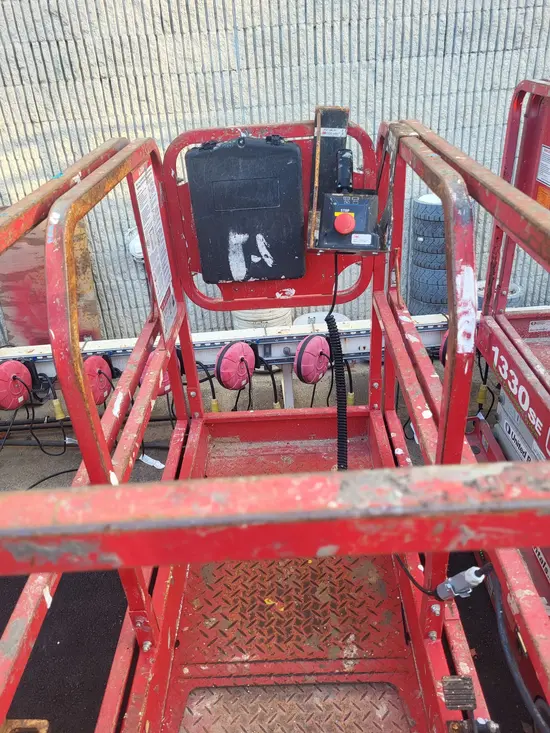 2019 MEC 1330SE Scissor Lift