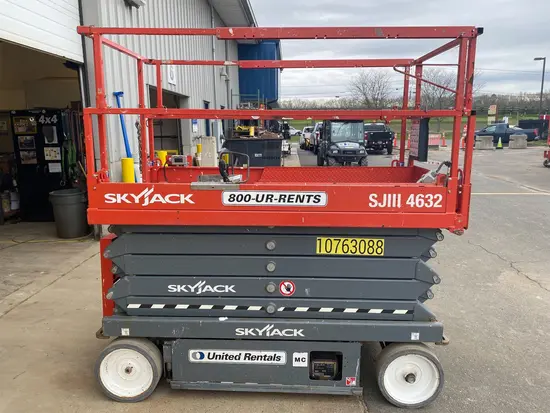 2018 Skyjack SJIII4632 Scissor Lift