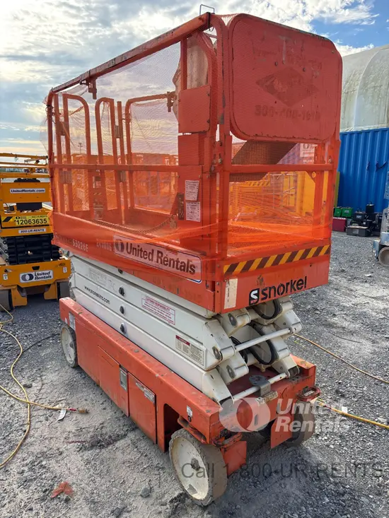 2019 Snorkel S3226E Scissor Lift