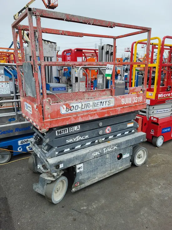 2018 Skyjack SJIII3219 Scissor Lift
