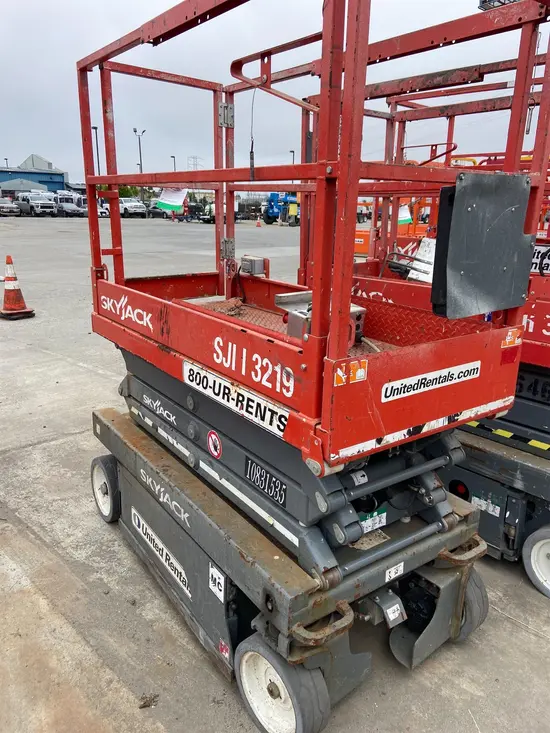 2018 Skyjack SJIII3219 Scissor Lift