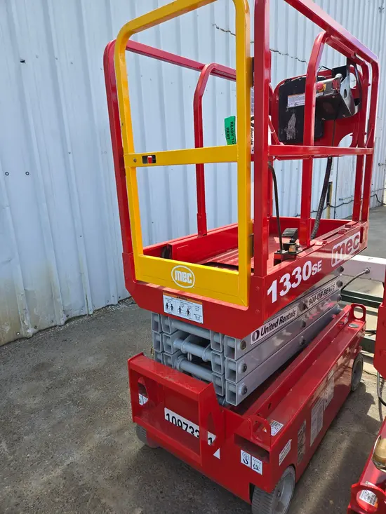 2019 MEC 1330SE Scissor Lift