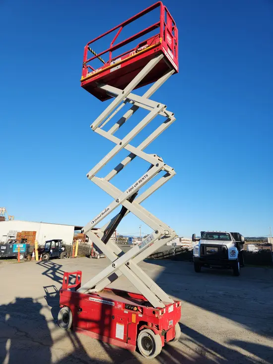 2019 MEC 2632SE Scissor Lift
