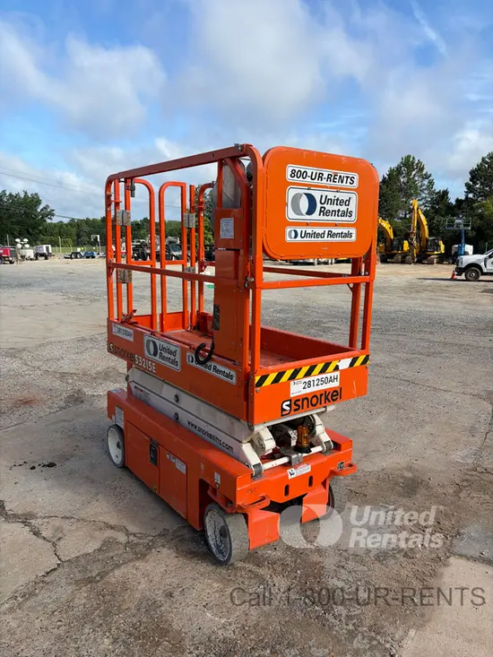 2021 Snorkel S3215E Scissor Lift