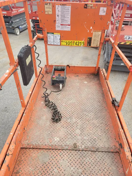 2017 JLG 3246ES Scissor Lift