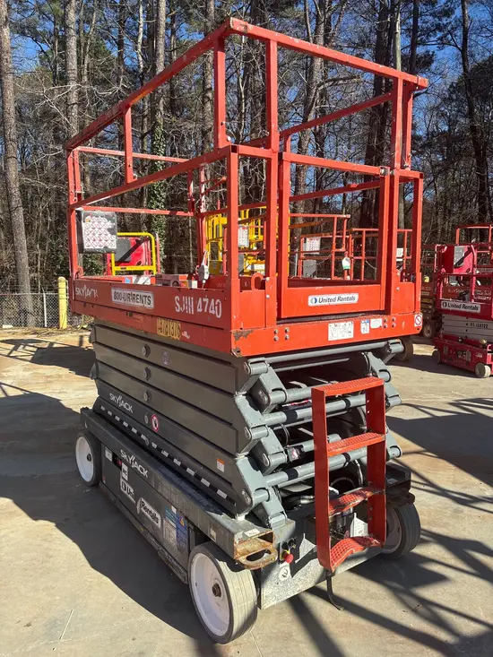 2018 Skyjack SJIII4740 Scissor Lift