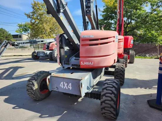 2015 Skyjack SJ46AJ Articulating Boom Lift