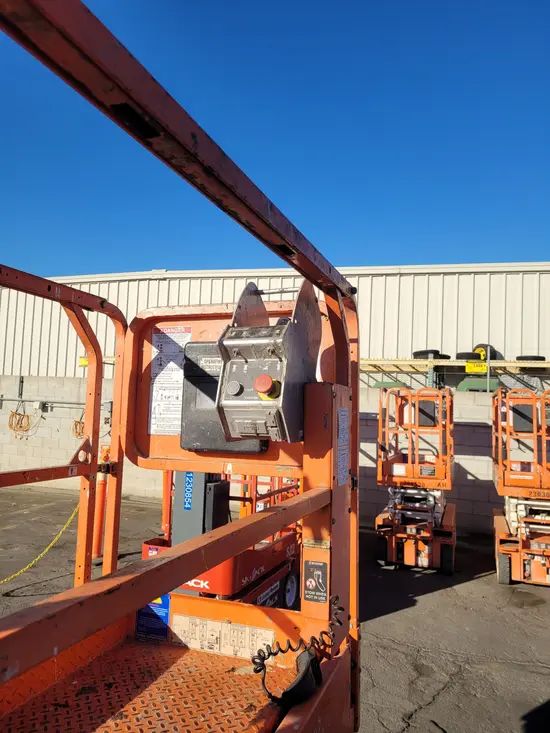 2018 Snorkel S3219E Scissor Lift