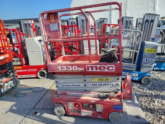 2019 MEC 1330SE Scissor Lift