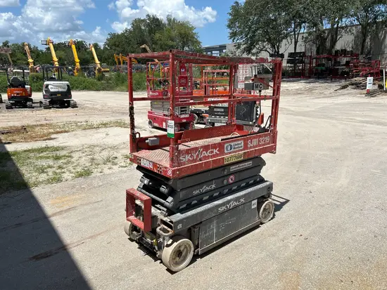 2017 Skyjack SJIII3219 Scissor Lift