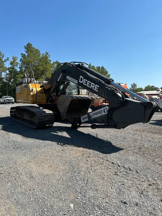2019 John Deere 210G LC Excavator