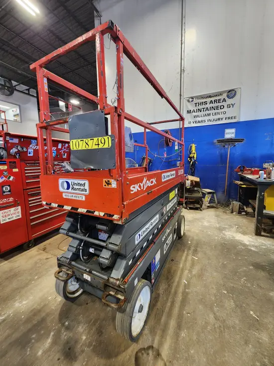2018 Skyjack SJIII3226 Scissor Lift