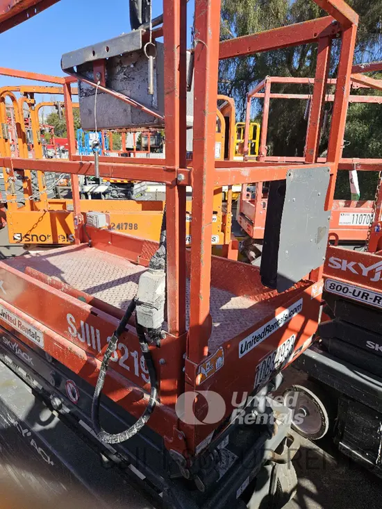 2018 Skyjack SJIII3219 Scissor Lift