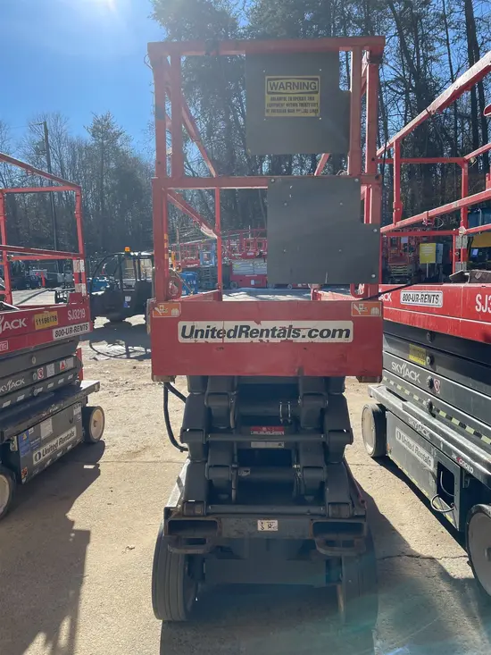 2018 Skyjack SJIII3226 Scissor Lift